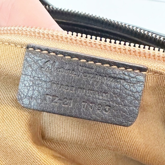 Salvatore Ferragamo Black Pebbled Calf Leather Celtico Tote Bag - Picture 5 of 9